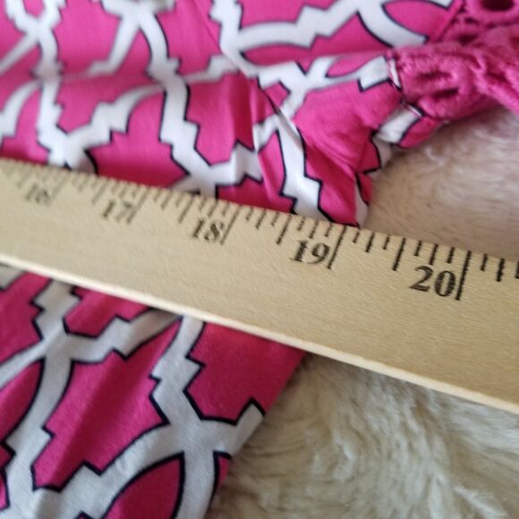 Crown & Ivy Top Womens Size Small Petite Bell Sleeve Whimsical - Picture 7 of 9